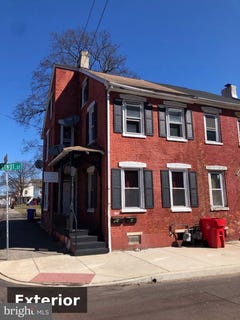 /international/us/401-chestnut-street-pottstown-pa-110120563098/