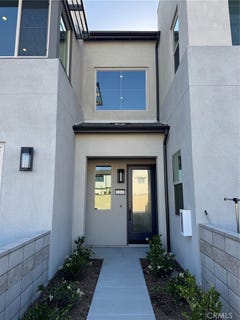 /international/us/3268-south-coral-paseo-ontario-ca-110099720265/