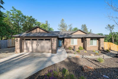/international/us/3703-craftsman-avenue-shasta-lake-ca-110098854185/?lang=zh-cn