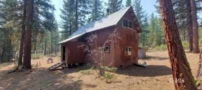 /international/us/40-acres-off-36n06-adin-ca-110104517702/