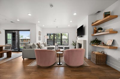 /international/us/2240-e-laney-ave-s-holladay-ut-110106432994/