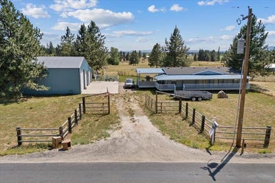 /international/us/4115-w-davis-rd-deer-park-wa-110100814781/