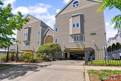 /international/us/2660-north-avenue-bridgeport-ct-110107924066/