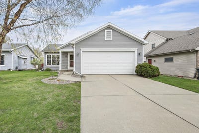 /international/us/3637-turning-leaf-drive-madison-wi-110107627387/