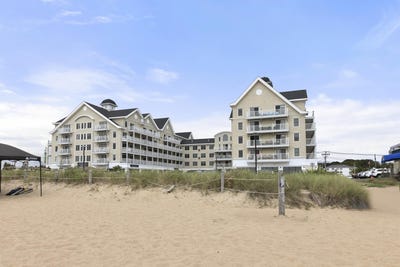 /international/us/1-e-grand-avenue-old-orchard-beach-me-110100862278/