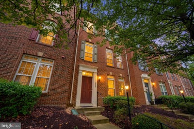 /international/us/2205-potomac-club-parkway-woodbridge-va-110120751541/