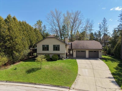 /international/us/641-e-walnut-pl-sturgeon-bay-wi-110108030900/