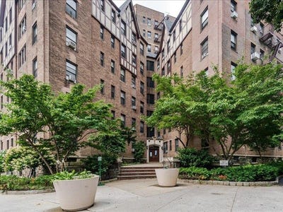 /international/us/3875-waldo-avenue-bronx-ny-110101191547/