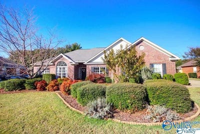 /international/us/103-tudor-place-madison-al-110108854420/