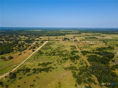 /international/us/private-road-1276-lampasas-tx-110101713336/