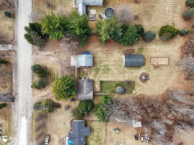 /international/us/494-w-barnes-lake-road-columbiaville-mi-110106601677/