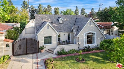 /international/us/924-e-glenoaks-blvd-glendale-ca-110107804177/