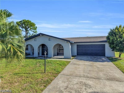 /international/us/502-parkside-street-lehigh-acres-fl-110110362518/