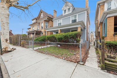 /international/us/405-e-11th-ave-homestead-pa-110106949907/