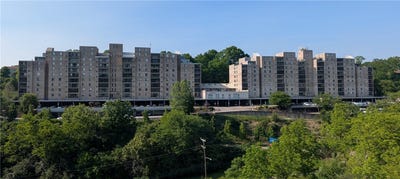 /international/us/2120-greentree-rd-pa-110100202234/
