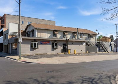 /international/us/7455-w-irving-park-road-chicago-il-110107286705/