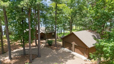 /international/us/400-windy-point-drive-mount-vernon-tx-110109295403/