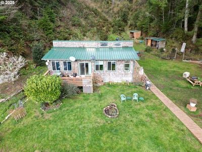 /international/us/83126-siltcoos-station-rd-westlake-or-110098259162/