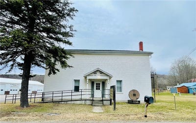 /international/us/9652-county-route-46-dansville-ny-110098354029/