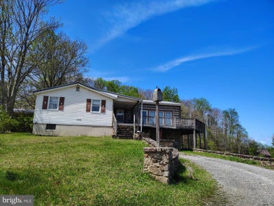 /international/us/303-willeva-road-princeton-wv-110107572744/