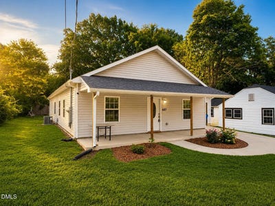 /international/us/407-walker-avenue-graham-nc-110109110492/