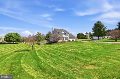 /international/us/145-maplewood-court-harpers-ferry-wv-110106988769/