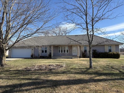 /international/us/1152-skyline-road-seymour-mo-110107071460/