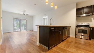 /international/us/1100-w-trinity-mills-road-carrollton-tx-110100997438/