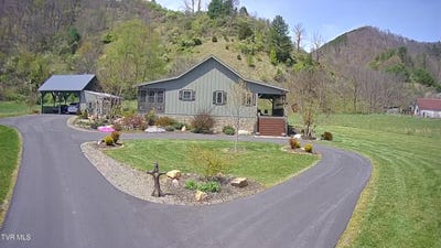 /international/us/4300-roan-creek-road-mountain-city-tn-110099072009/