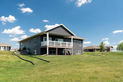 /international/us/w4944-battlestone-station-rd-la-crosse-wi-110108533484/