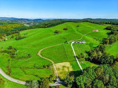 /international/us/1421-duncans-chapel-road-willis-va-110120608294/