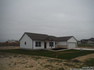 /international/us/202-colonial-la-vernia-tx-110097856720/?lang=zh-tw