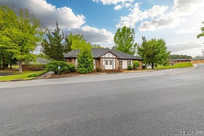 /international/us/413-bracey-lane-south-hill-va-110108018832/