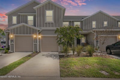 /international/us/9883-fiddleback-lane-jacksonville-fl-110100999228/