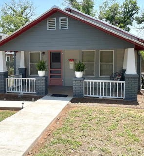 /international/us/425-s-live-oak-st-mason-tx-110106620046/