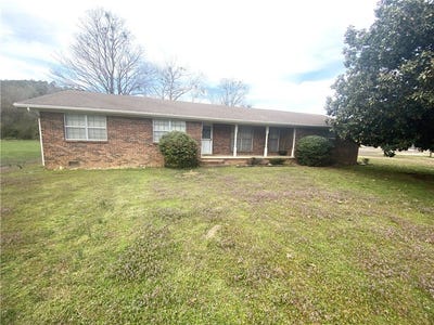 /international/us/406-w-court-street-jasper-ar-110098134212/