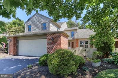 /international/us/29-cambridge-drive-hershey-pa-110108541937/