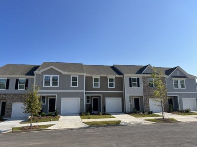 /international/us/273-rydal-way-winder-ga-110099504396/