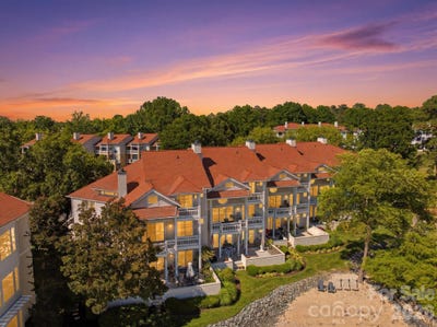 /international/us/17925-kings-point-drive-cornelius-nc-110106169744/