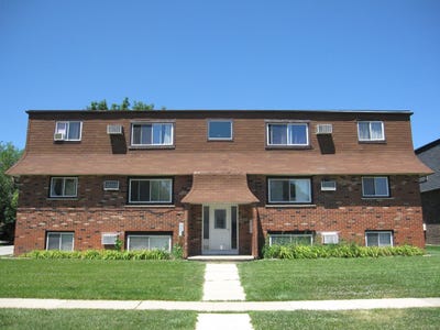 /international/us/1300-getzelman-drive-elgin-il-110107937561/
