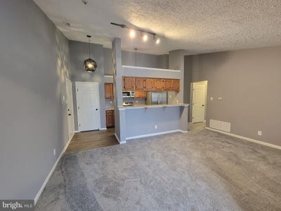 /international/us/10-kenwood-drive-sicklerville-nj-110108478581/