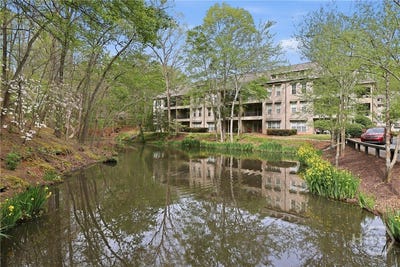 /international/us/125-wood-lake-drive-athens-ga-110107388546/