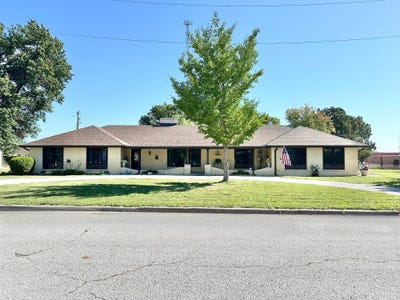/international/us/1118-s-main-avenue-bolivar-mo-110104589101/