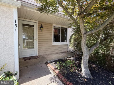 /international/us/151-roskeen-court-phoenixville-pa-110108744186/