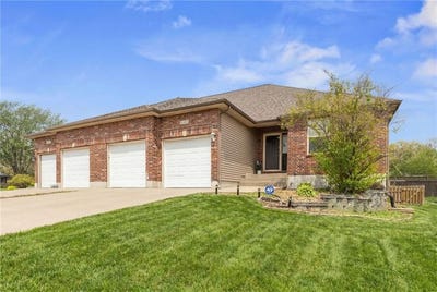 /international/us/1803-villa-drive-warrensburg-mo-110110299454/