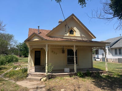 /international/us/327-s-2nd-st-osborne-ks-110108936547/