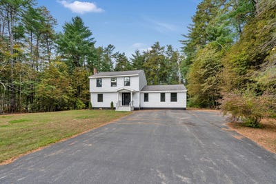 /international/us/37-keay-road-berwick-me-110120554428/
