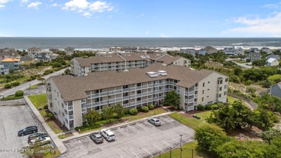 /international/us/10300-coast-guard-road-emerald-isle-nc-110100254179/