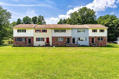 /international/us/22-townhouse-ln-brandywine-wv-110109955746/