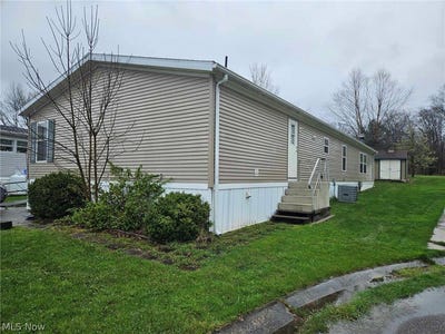 /international/us/10039-state-route-700-lot-118-mantua-oh-110107846945/